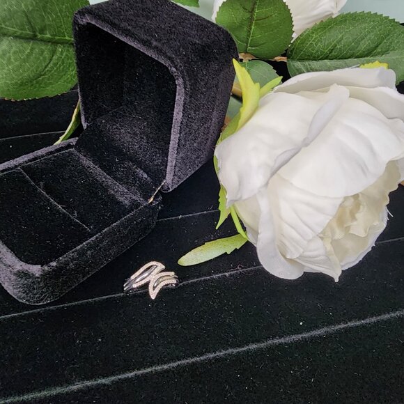 Women’s White Gold Rhodium Over Sterling Silver Diamond Ring – Size 7, 0.45 CTW - Picture 4 of 12